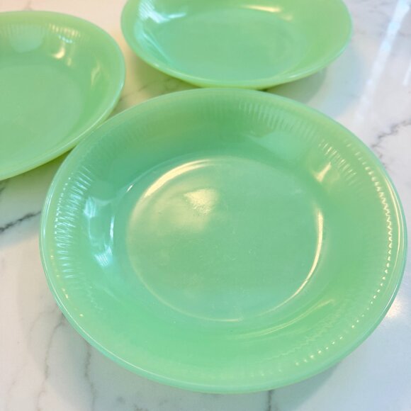 Fire-King Jane Ray Jadeite 7 5/8″ Soup Plate (Set of 3) - Picture 2 of 7